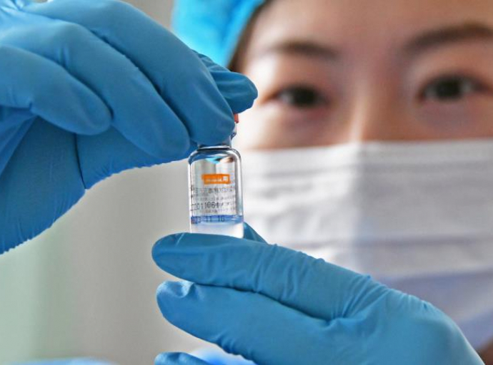 Ο ΕΜΑ ξεκινά κυλιόμενη αξιολόγηση του κινέζικου εμβολίου Sinovac